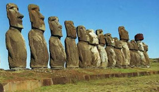 En 2010 moai visitará a los parisinos